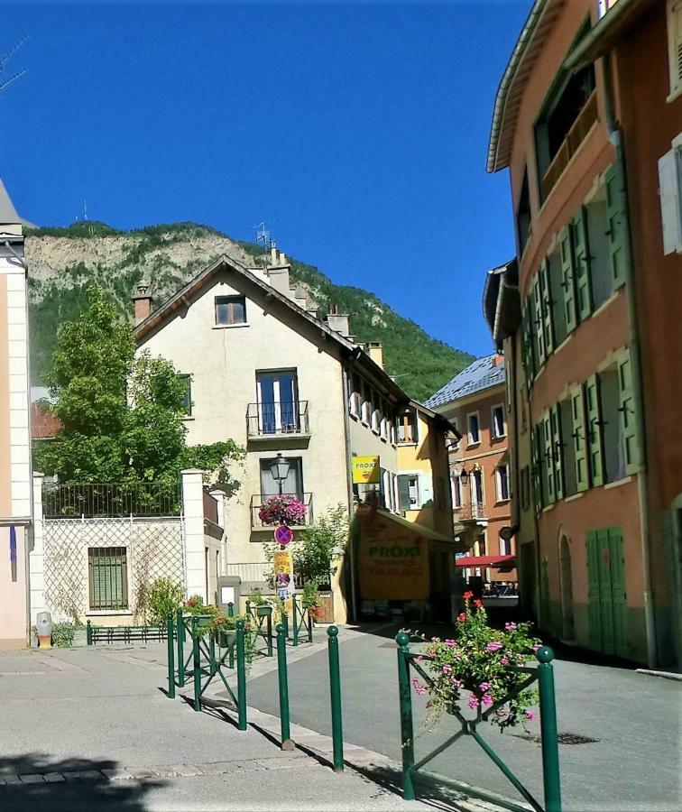 Lou Filadour Rez De Chaussee 5 Personnes Jausiers Exterior foto